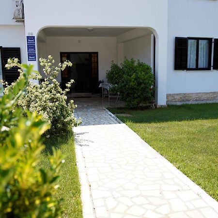 Apartman Nada I Fazana Exterior photo