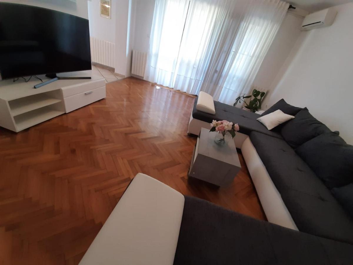 Apartman Nada I Fazana Exterior photo