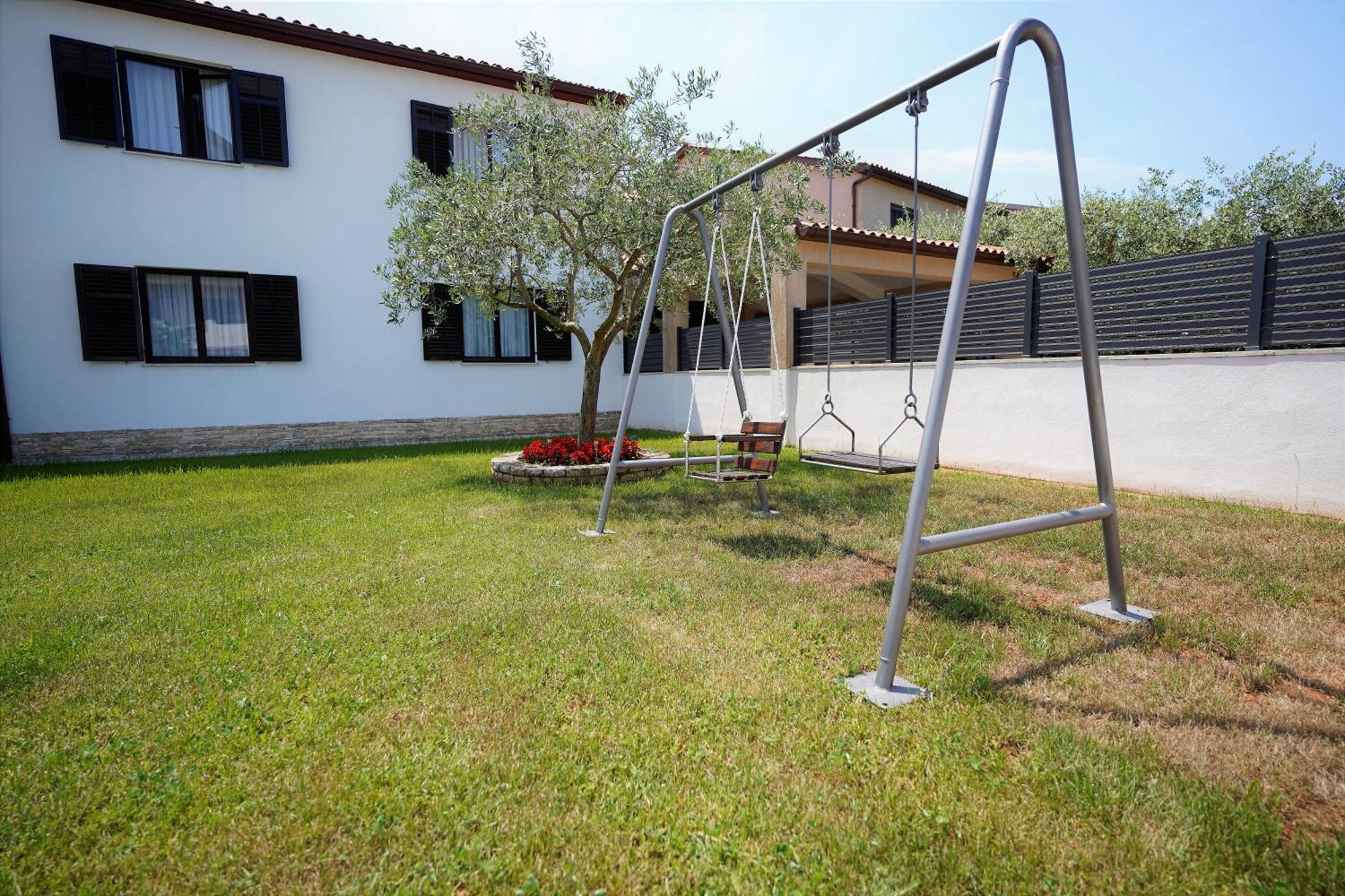 Apartman Nada I Fazana Exterior photo
